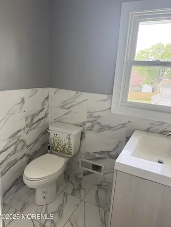 $3,000 | 416 Hooper Avenue, Toms River, NJ 08753
