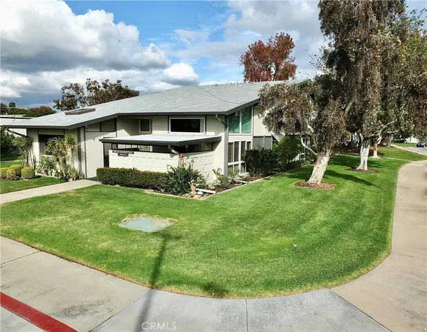 $749,900 | 1891 McKinney Way, Unit 26B, Seal Beach, CA 90740