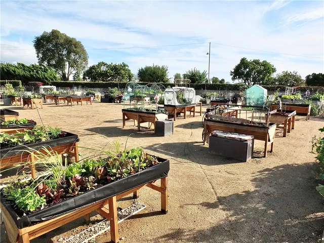 $749,900 | 1891 McKinney Way, Unit 26B, Seal Beach, CA 90740