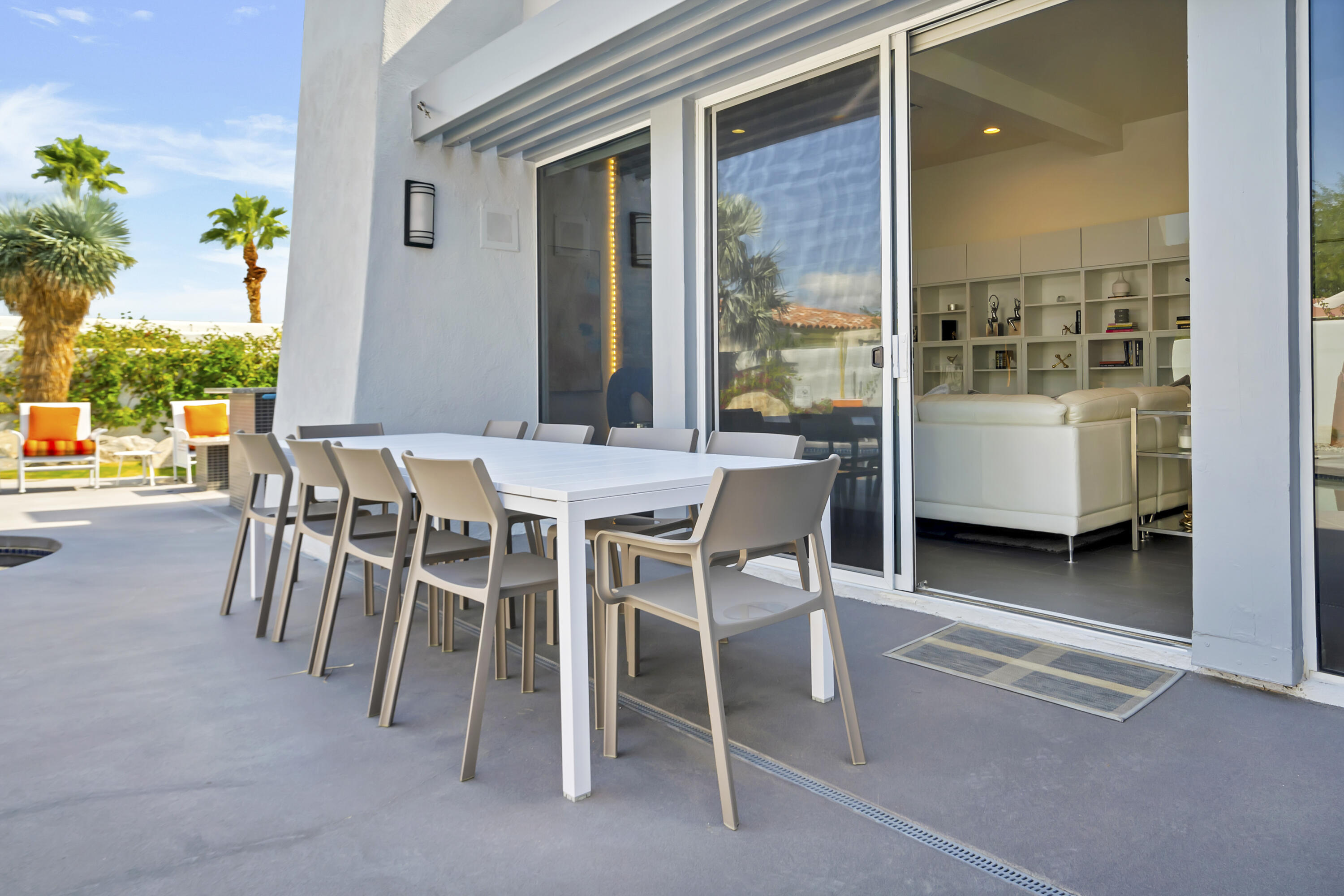 700 West Racquet Club Road Palm Springs, CA 92262 - Photo 27 of 49 27