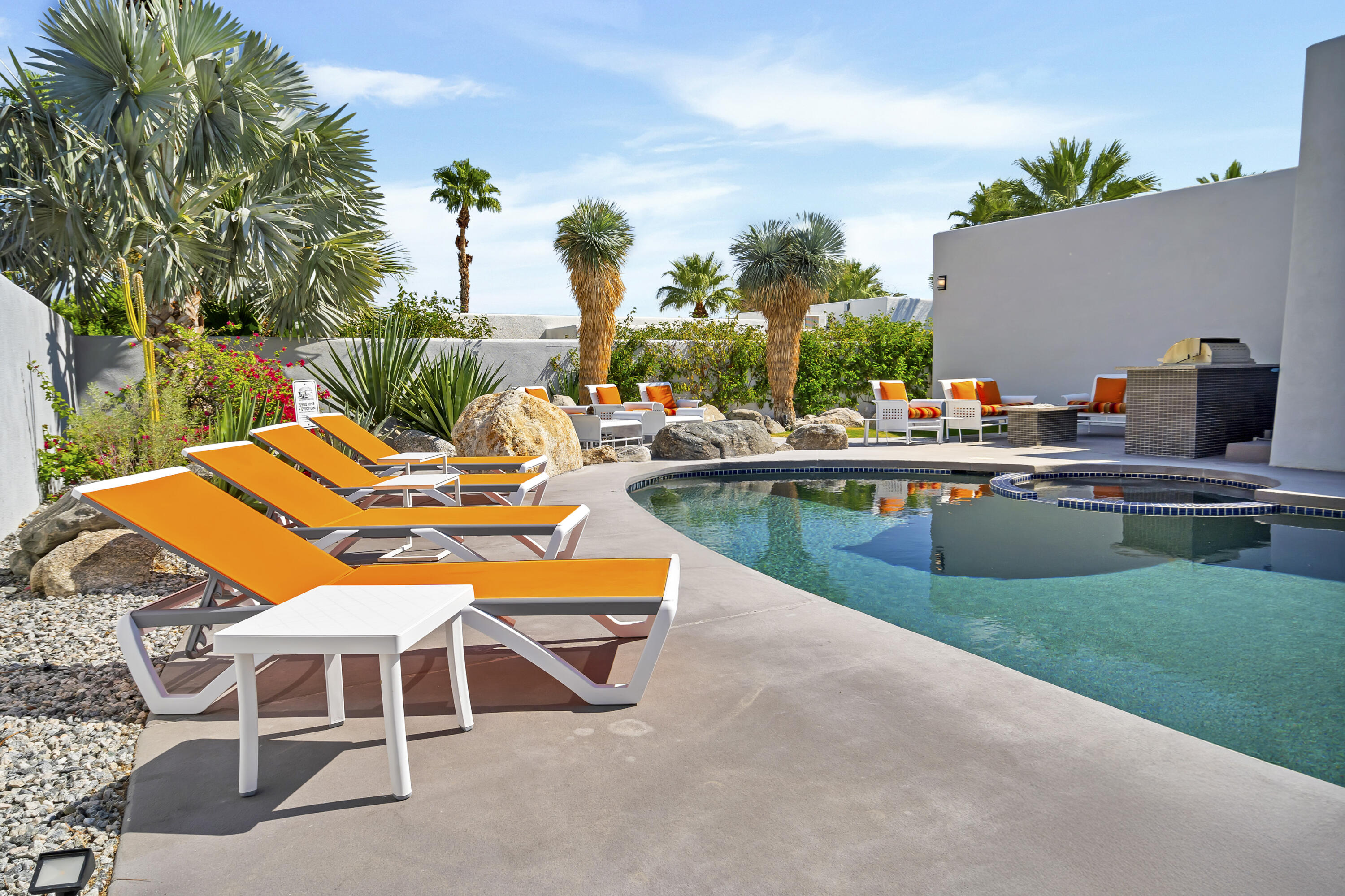 700 West Racquet Club Road Palm Springs, CA 92262 - Photo 31 of 49 31