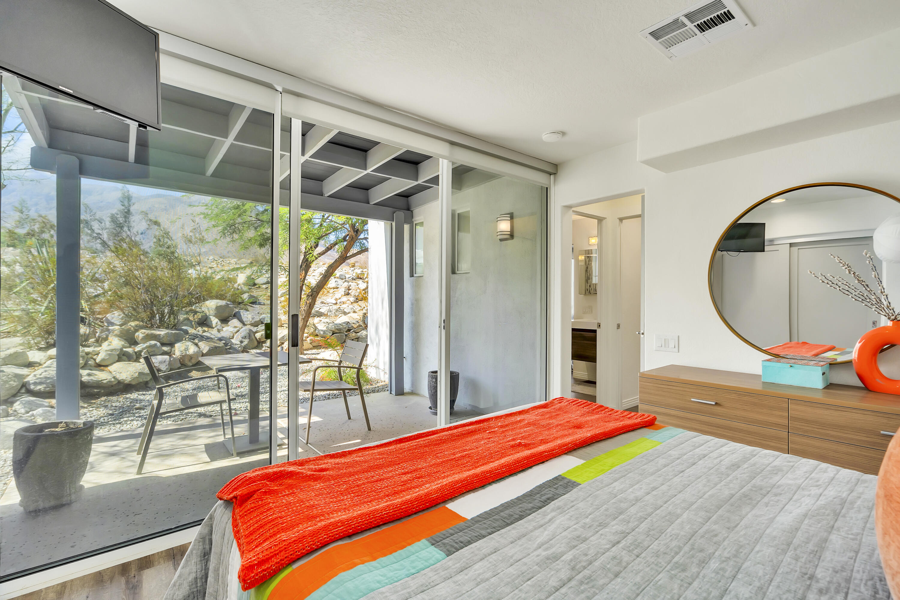 700 West Racquet Club Road Palm Springs, CA 92262 - Photo 36 of 49 36