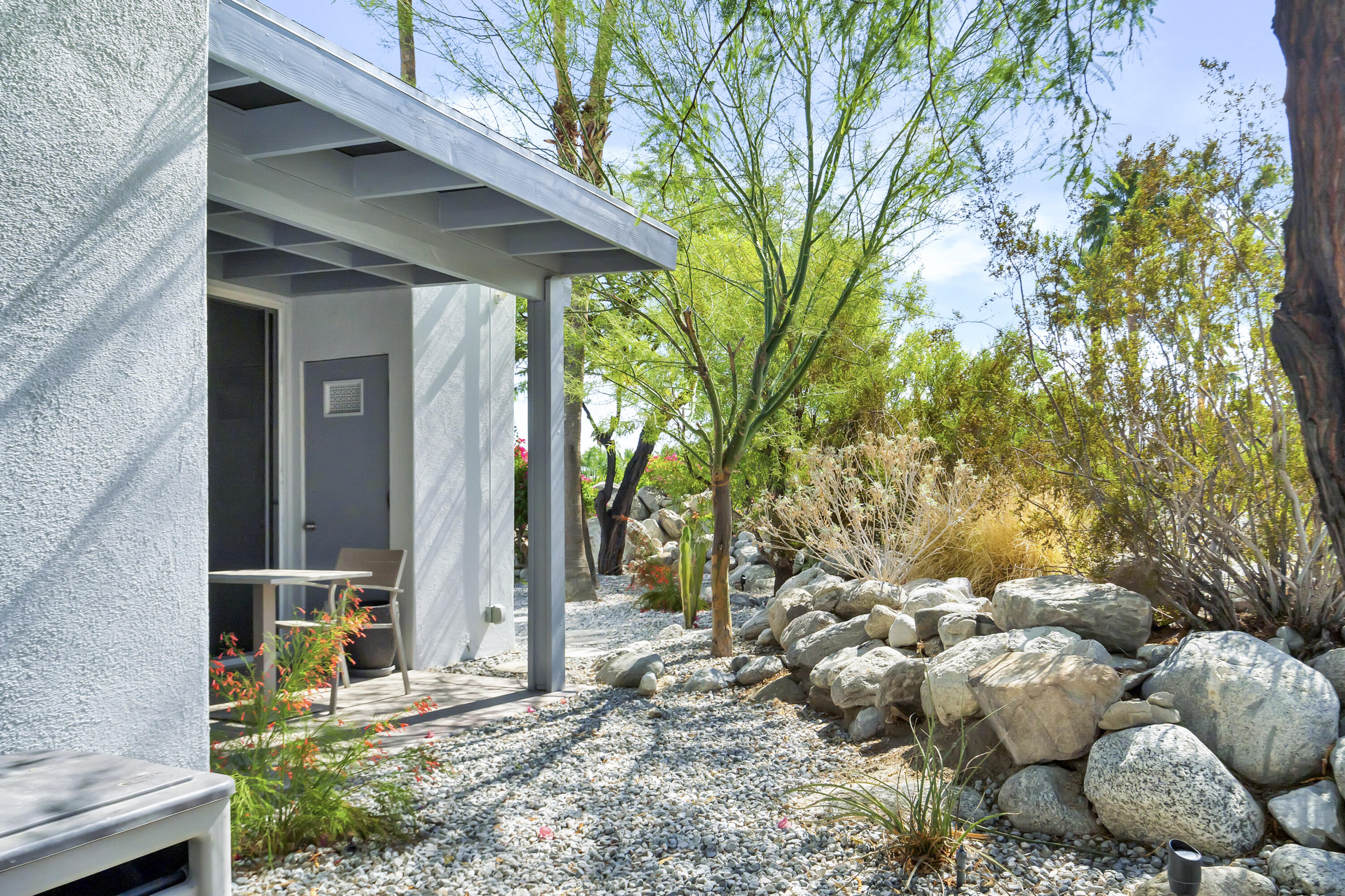 700 West Racquet Club Road Palm Springs, CA 92262 - Photo 37 of 49 37