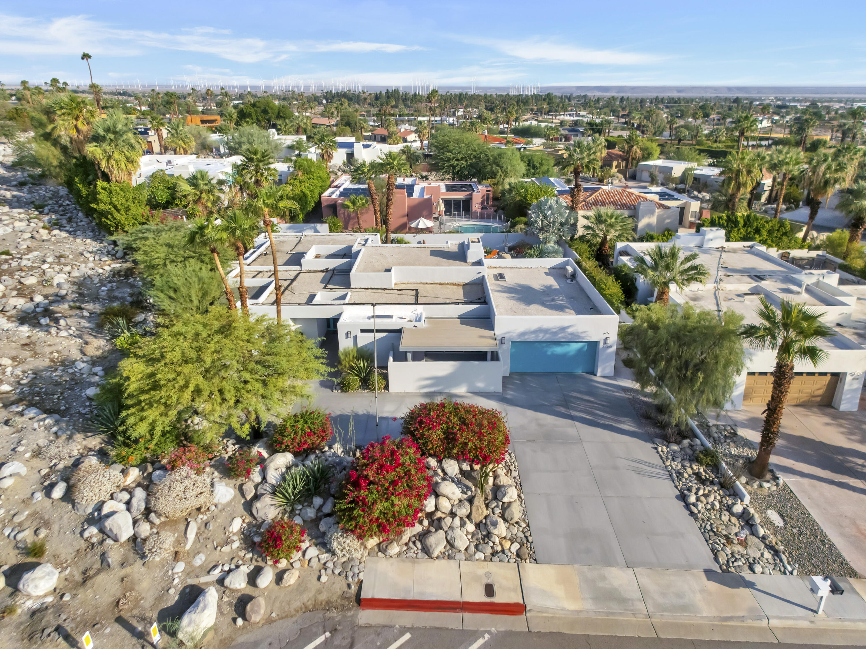 700 West Racquet Club Road Palm Springs, CA 92262 - Photo 47 of 49 47
