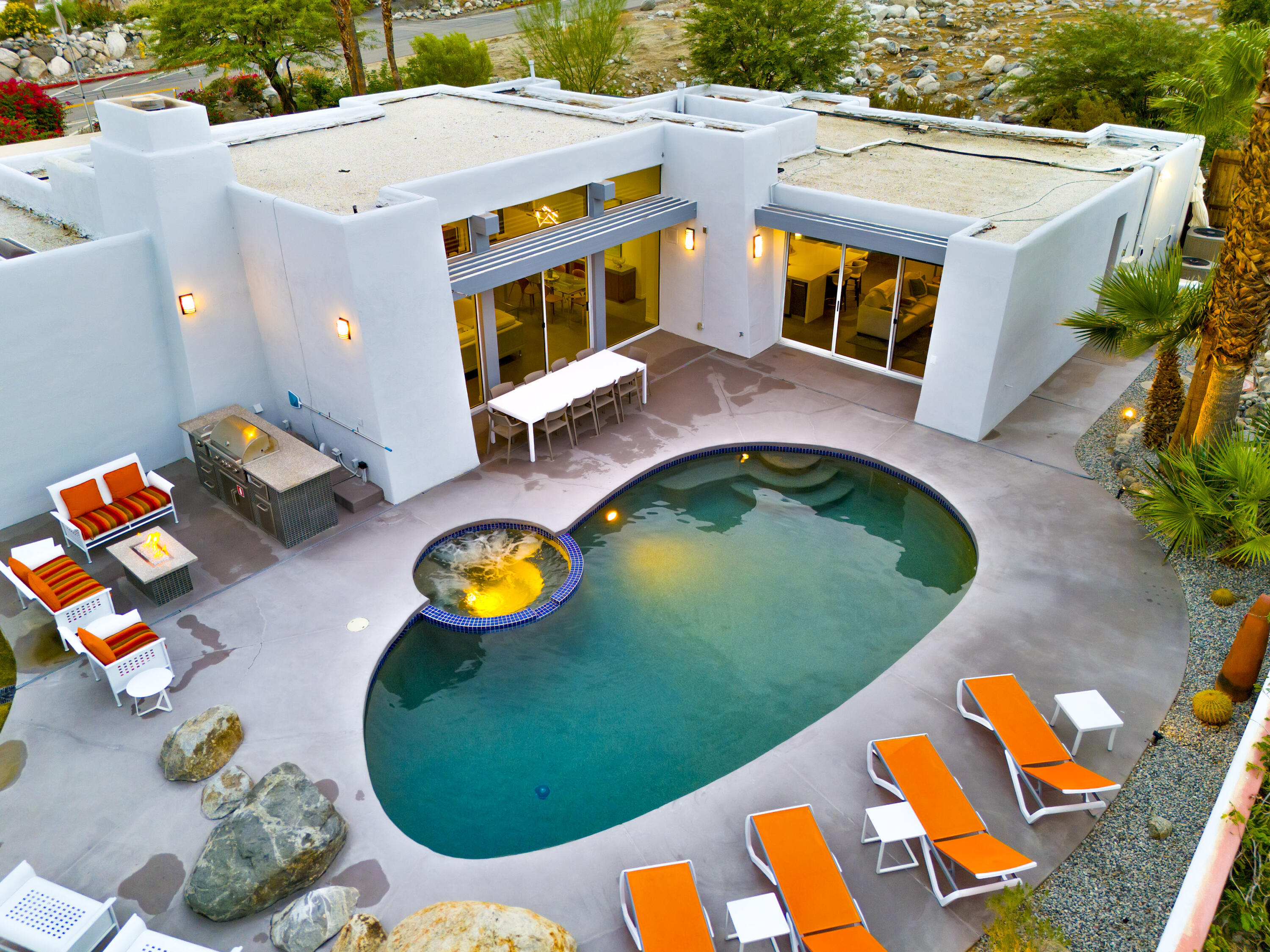 700 West Racquet Club Road Palm Springs, CA 92262 - Photo 8 of 49 8