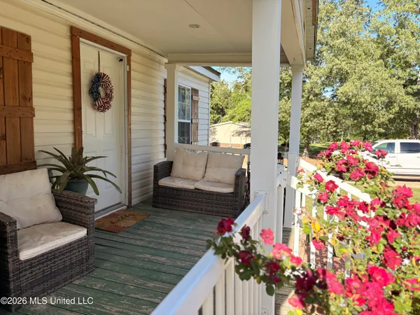 $299,000 | 109 Prairie Creek Road, Morton, MS 39117