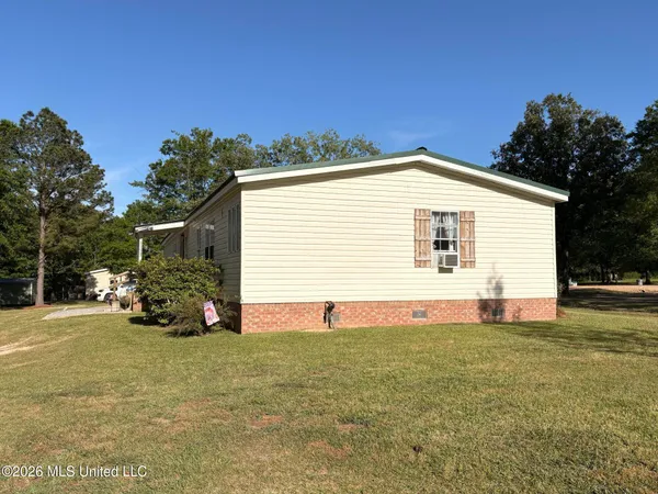 $299,000 | 109 Prairie Creek Road, Morton, MS 39117