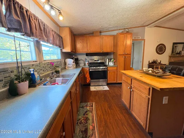 $299,000 | 109 Prairie Creek Road, Morton, MS 39117