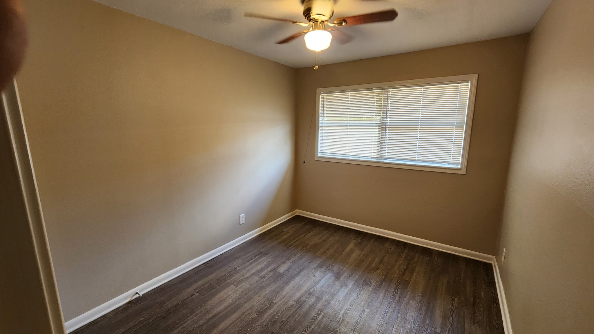 2907 Dragonwick Drive Houston, TX 77045 - Photo 13 of 15