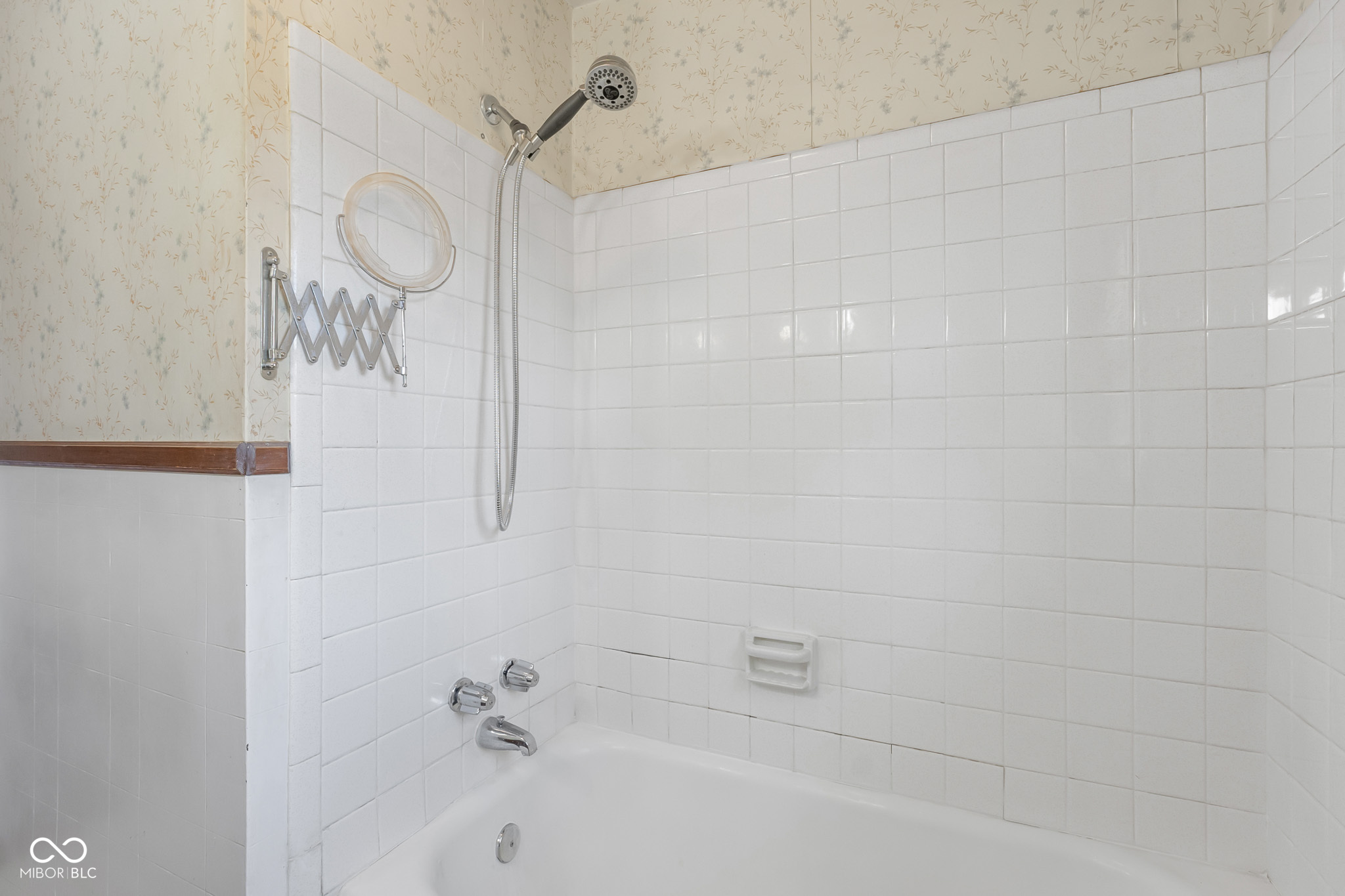 813 Central Place Columbus, IN 47201 - Photo 25 of 43