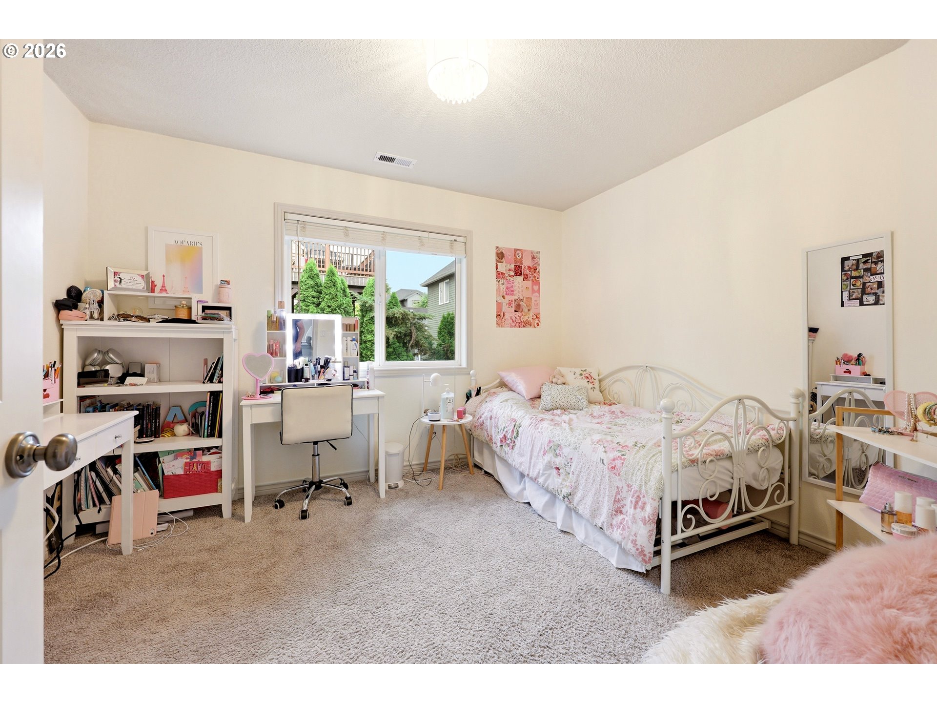 16210 Southwest Bray Lane Tigard, OR 97224 - Photo 31 of 47