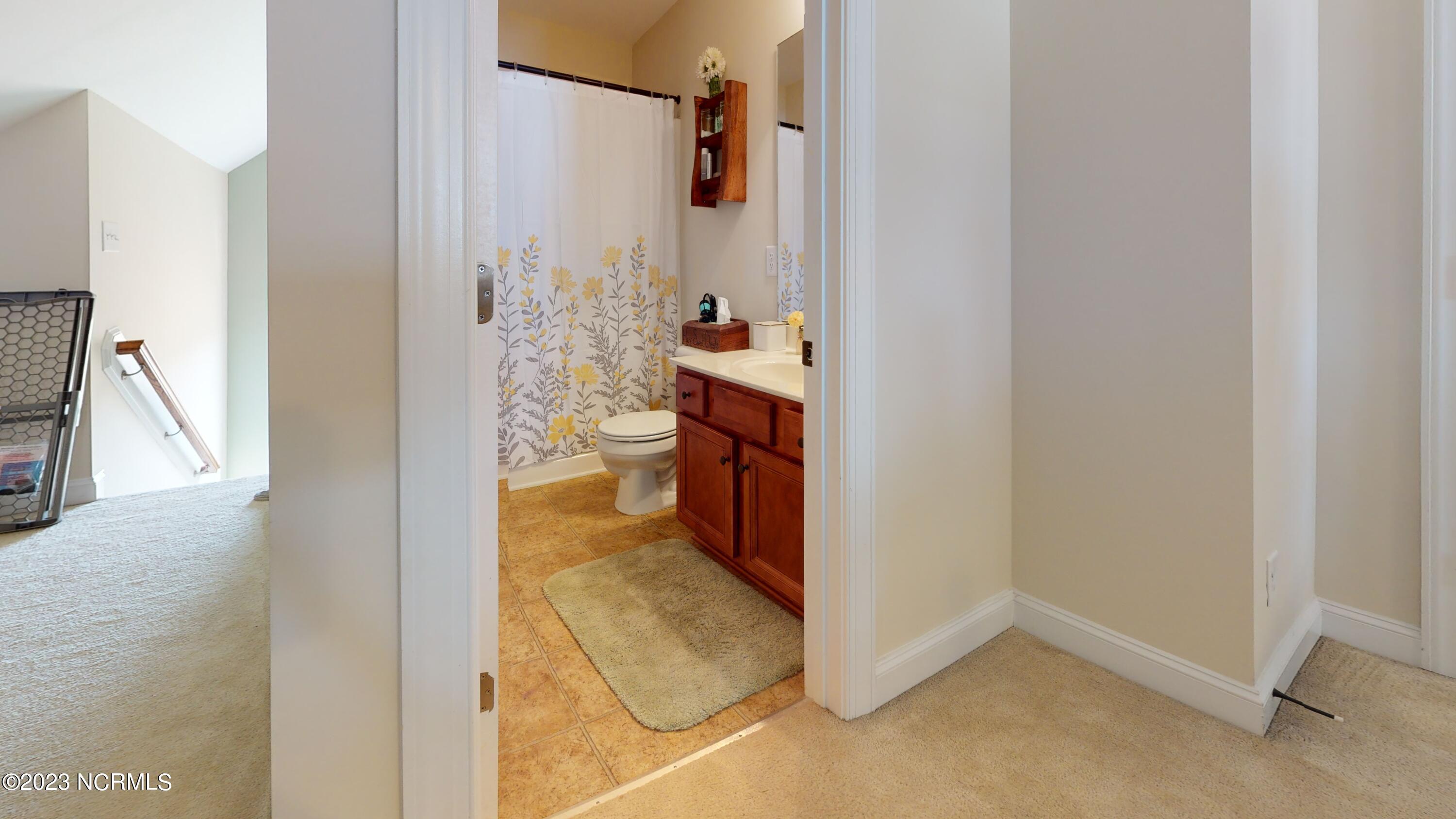 211 River Winding Road Jacksonville, NC 28540 - Photo 33 of 41 211-River-Winding-Rd-Bathroom (3)