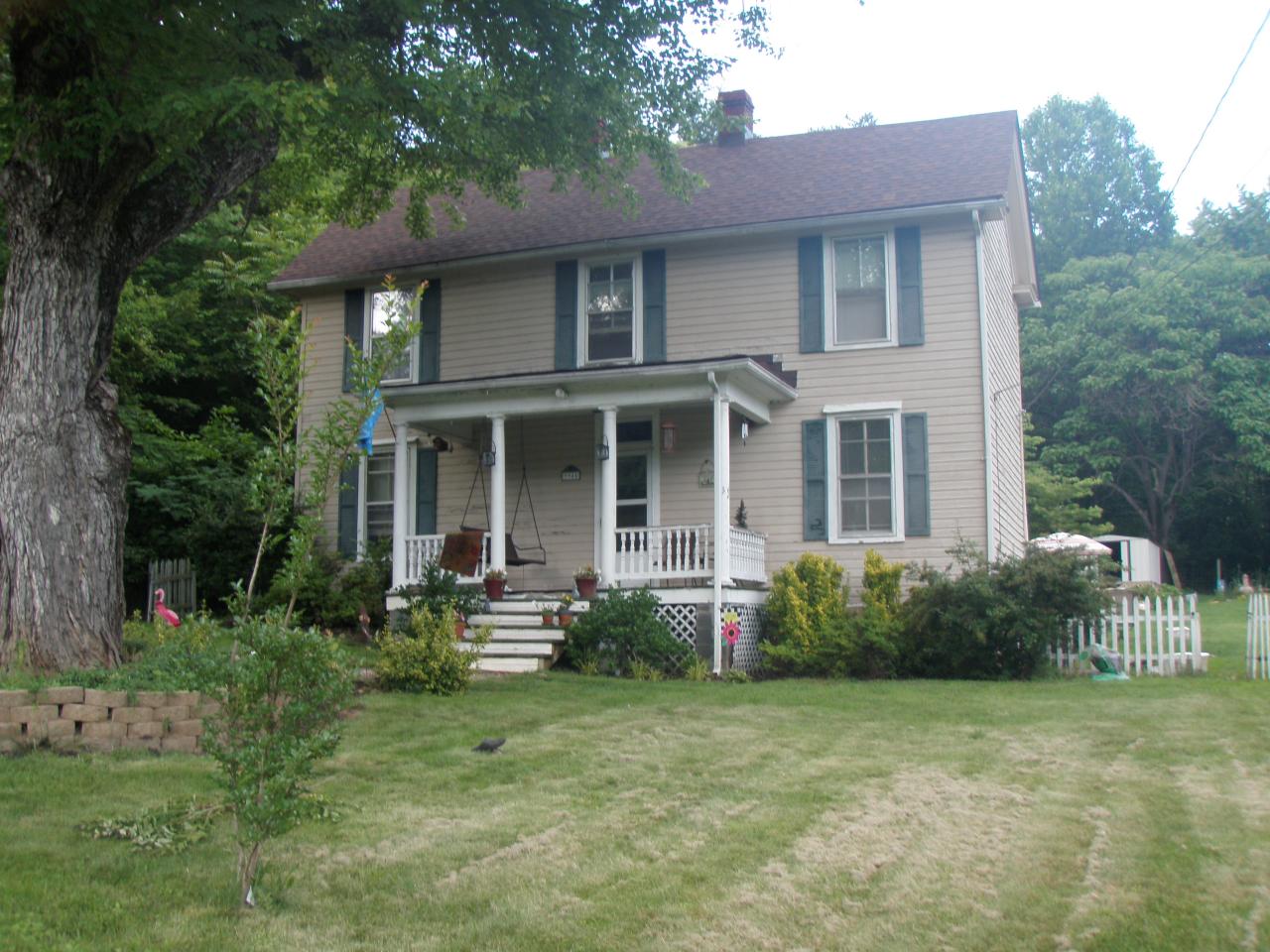 9944 Hardy Road Vinton, VA 24179 - Photo 1 of 5 Listing Photo