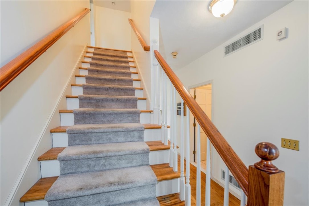 5 High Ridge Drive Lincoln, RI 02865 - Photo 6 of 45 Gallery Image 6