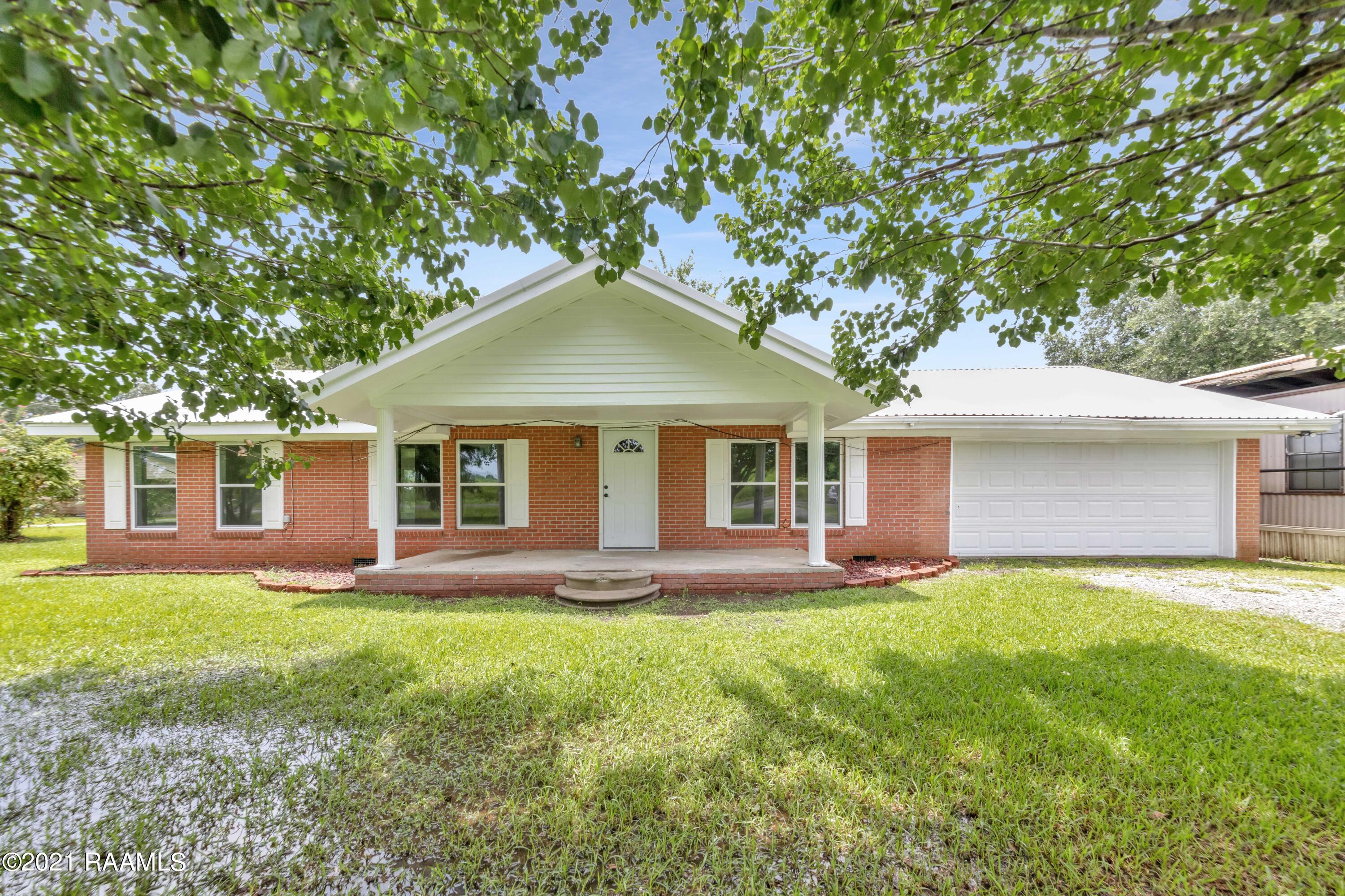2413 Valery Road New Iberia, LA 70560 - Photo 1 of 19 Gallery Image 1