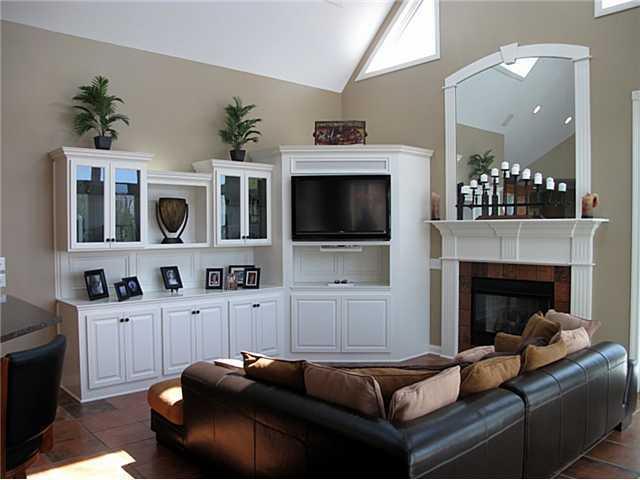 12923 Rocky Pointe Road McCordsville, IN 46055 - Photo 6 of 24 Gallery Image 6