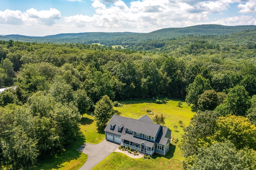 87 Southampton Road Westhampton, MA 01027 - Photo 9 of 42 Gallery Image 9