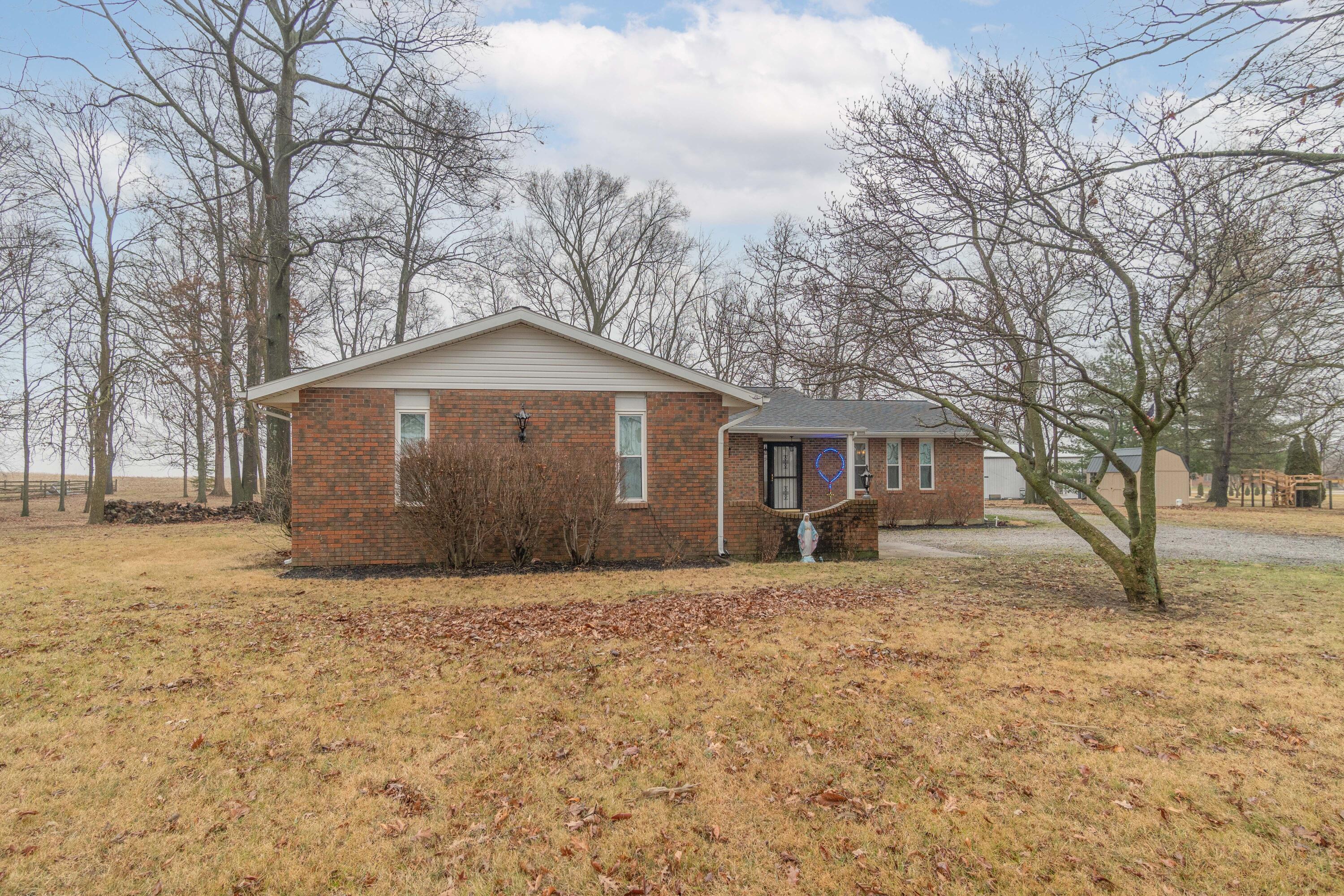 15411 Meranda Road Anna, OH 45302 - Photo 4 of 57