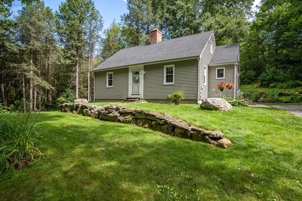 28 Gore Road Blandford, MA 01008 - Photo 1 of 38 Gallery Image 1