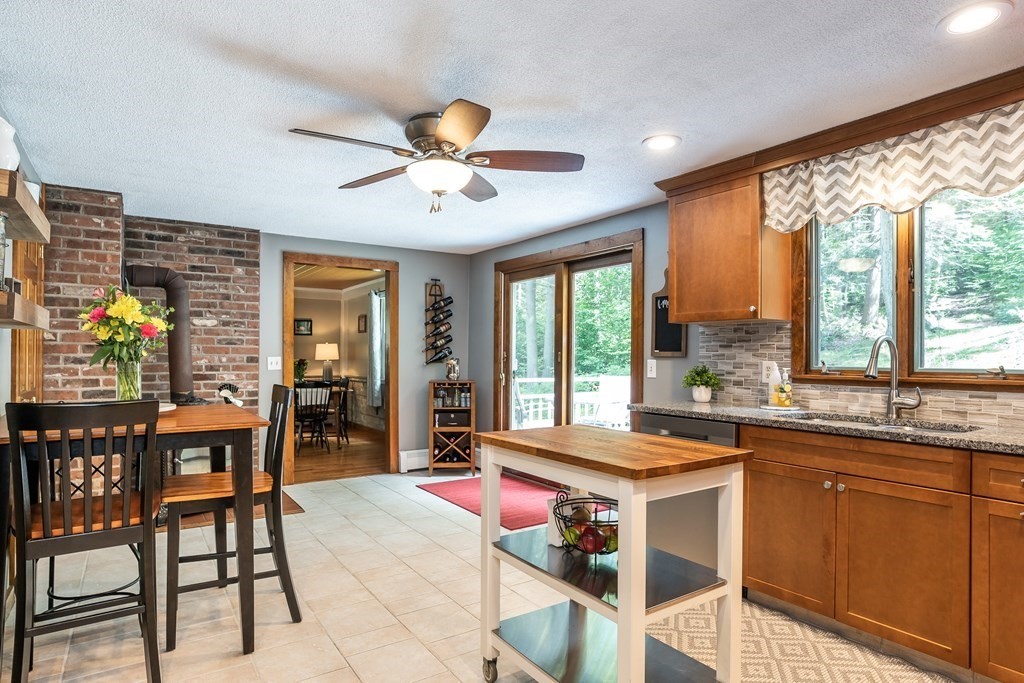 28 Gore Road Blandford, MA 01008 - Photo 6 of 38 Gallery Image 6