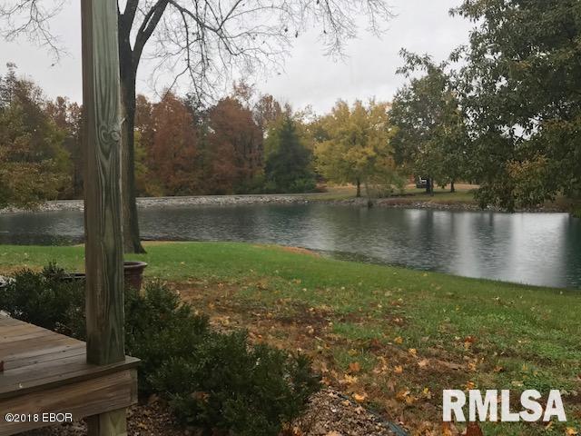 141 Country Club Road Carbondale, IL 62903 - Photo 15 of 39 Gallery Image 15