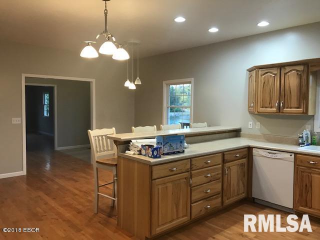 141 Country Club Road Carbondale, IL 62903 - Photo 23 of 39 Gallery Image 23