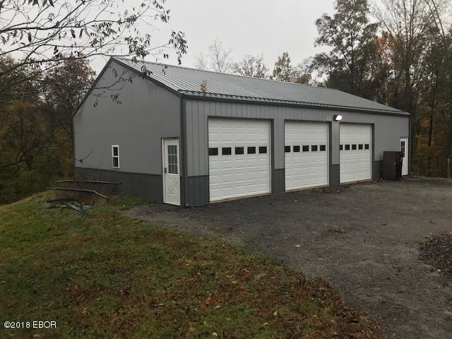 141 Country Club Road Carbondale, IL 62903 - Photo 8 of 39 Gallery Image 8
