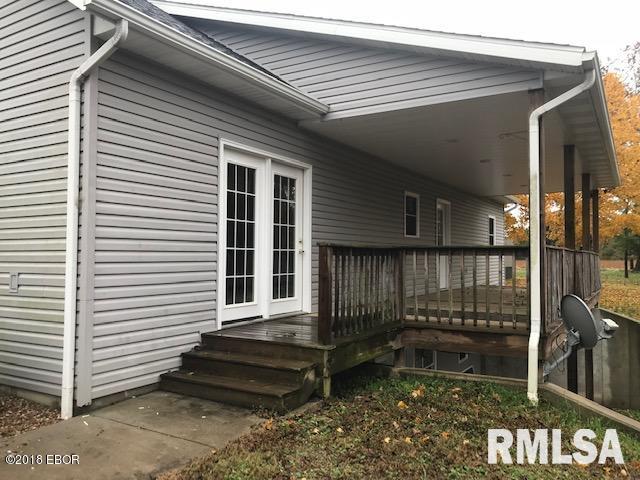 141 Country Club Road Carbondale, IL 62903 - Photo 9 of 39 Gallery Image 9