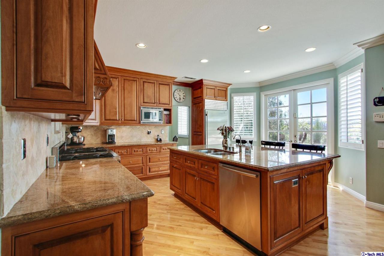 25702 Hood Way Stevenson Ranch, CA 91381 - Photo 13 of 32 Additional Photo