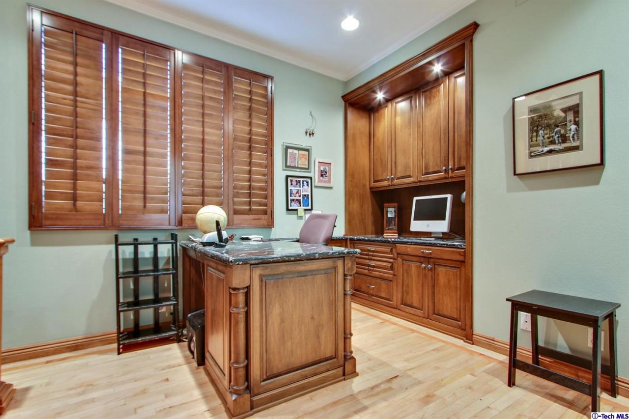 25702 Hood Way Stevenson Ranch, CA 91381 - Photo 15 of 32 Additional Photo