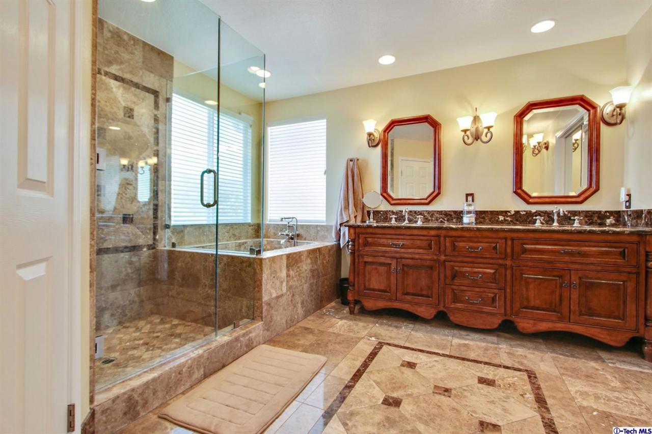 25702 Hood Way Stevenson Ranch, CA 91381 - Photo 20 of 32 Additional Photo