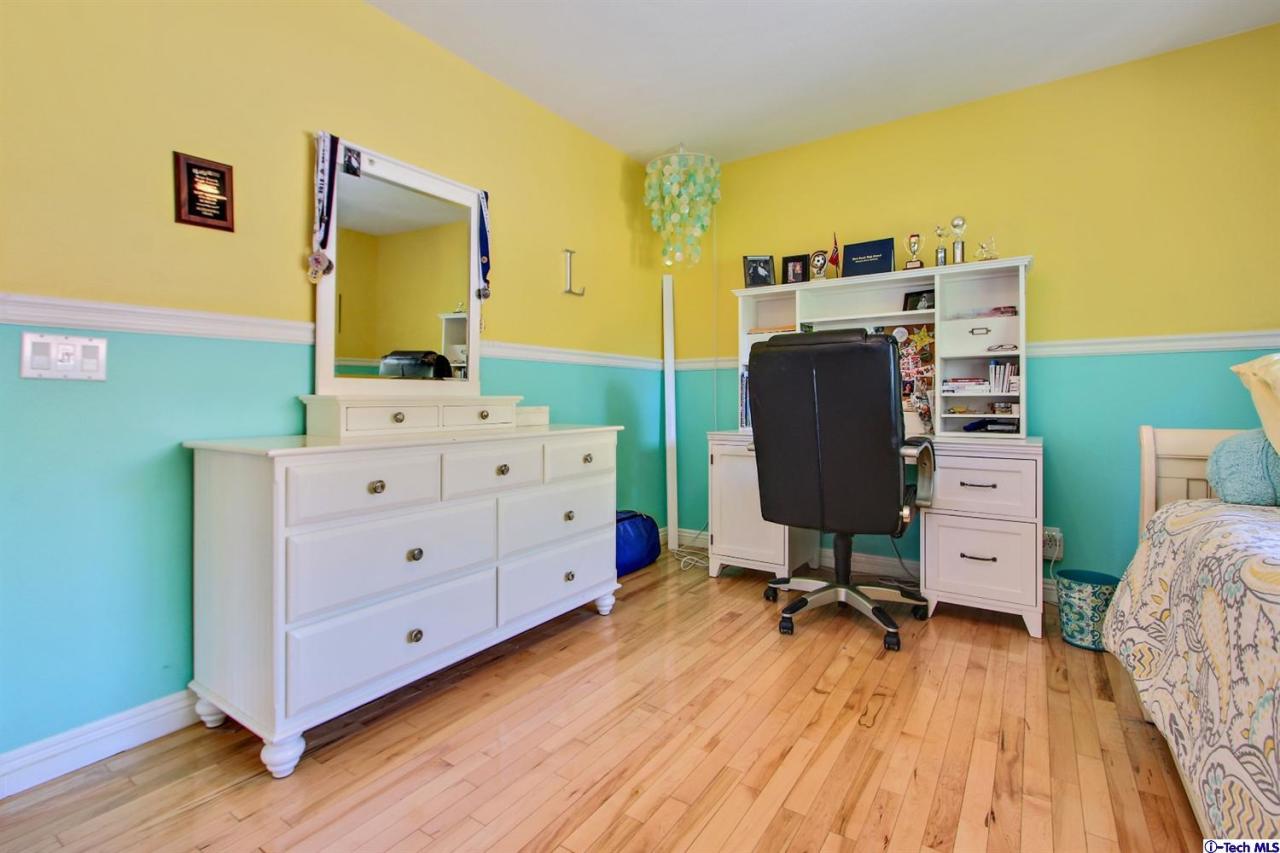 25702 Hood Way Stevenson Ranch, CA 91381 - Photo 25 of 32 Additional Photo