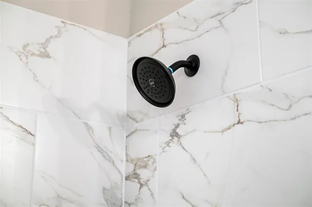 $359,990 | 607 Escovedo Drive, Italy, TX 76651