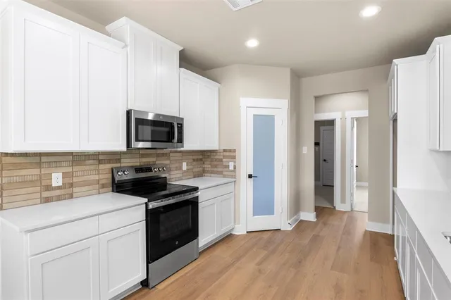 $359,990 | 607 Escovedo Drive, Italy, TX 76651