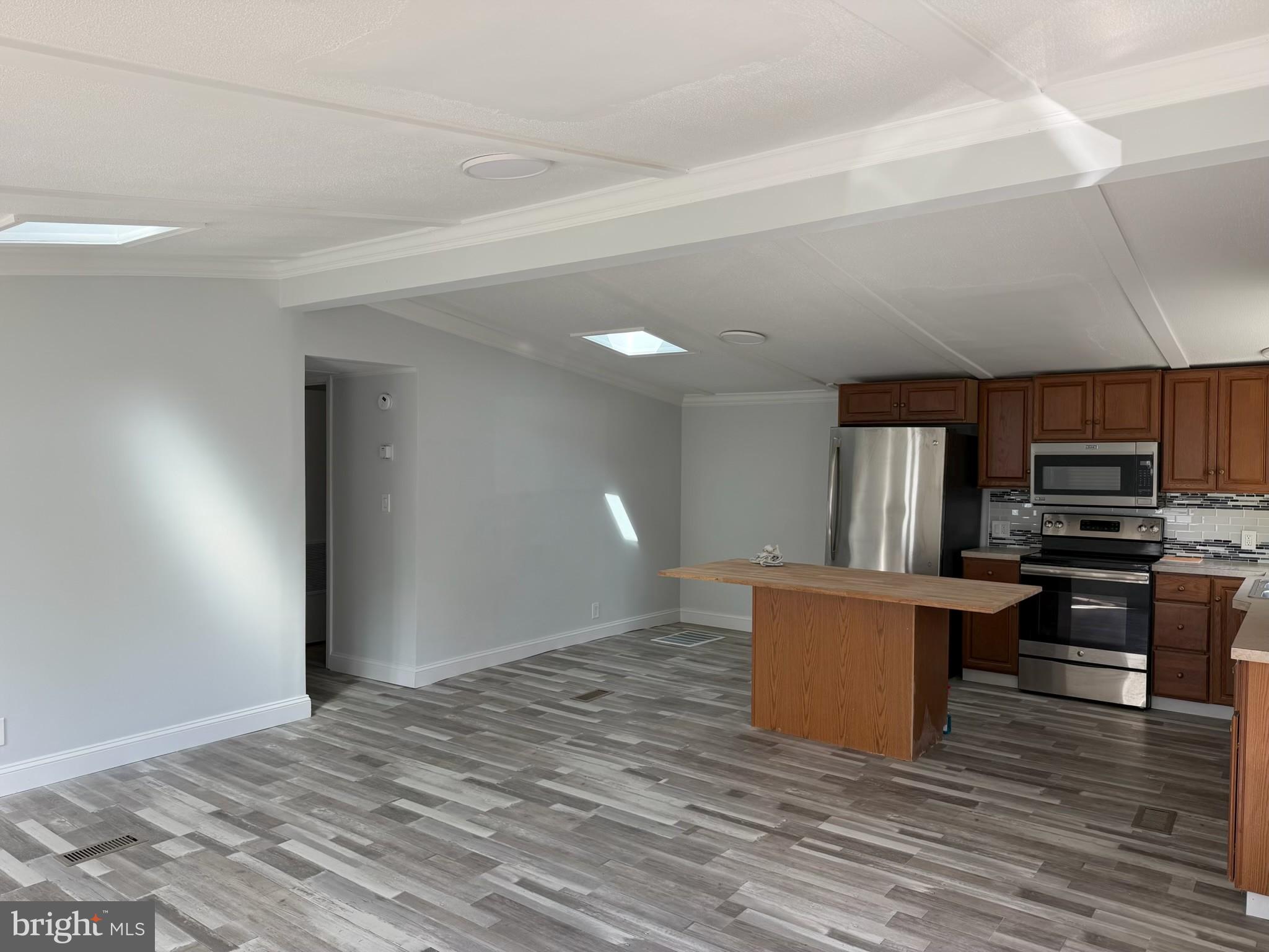 300 Ridge Road, Unit 11 Etters, PA 17319 - Photo 10 of 30 a view of kitchen and microwave