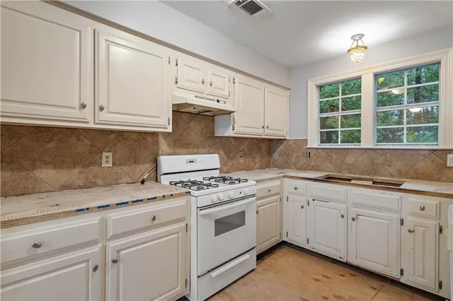 $285,000 | 1020 West 19th Avenue, Covington, LA 70433