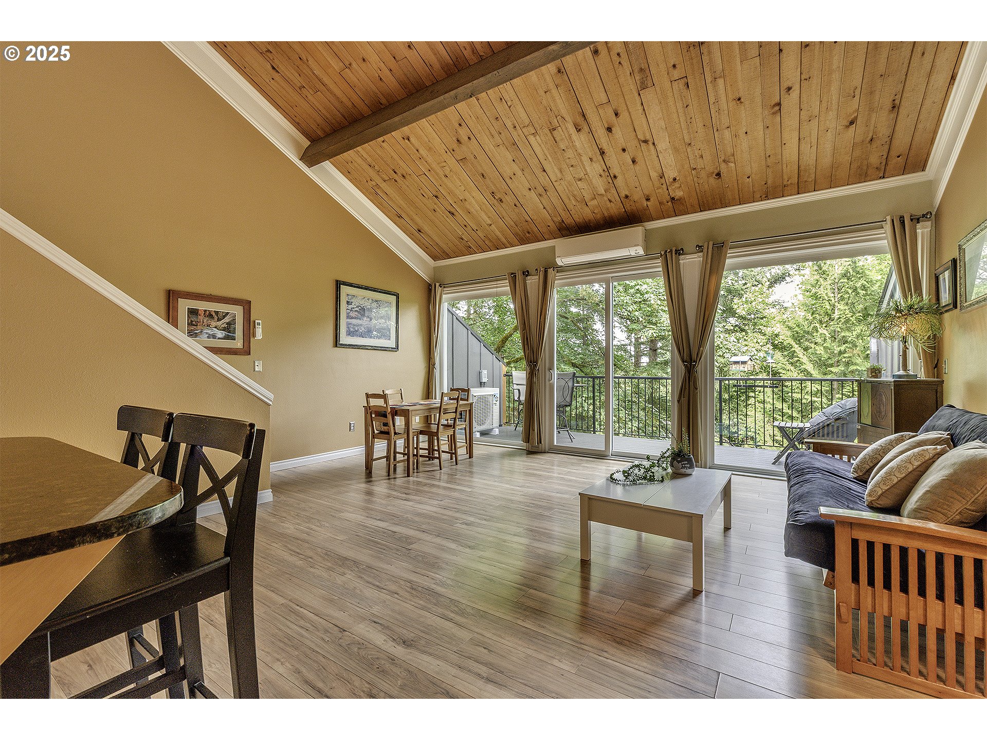 4 Touchstone, Unit 113 Lake Oswego, OR 97035 - Photo 9 of 32 a living room with furniture and floor to ceiling windows