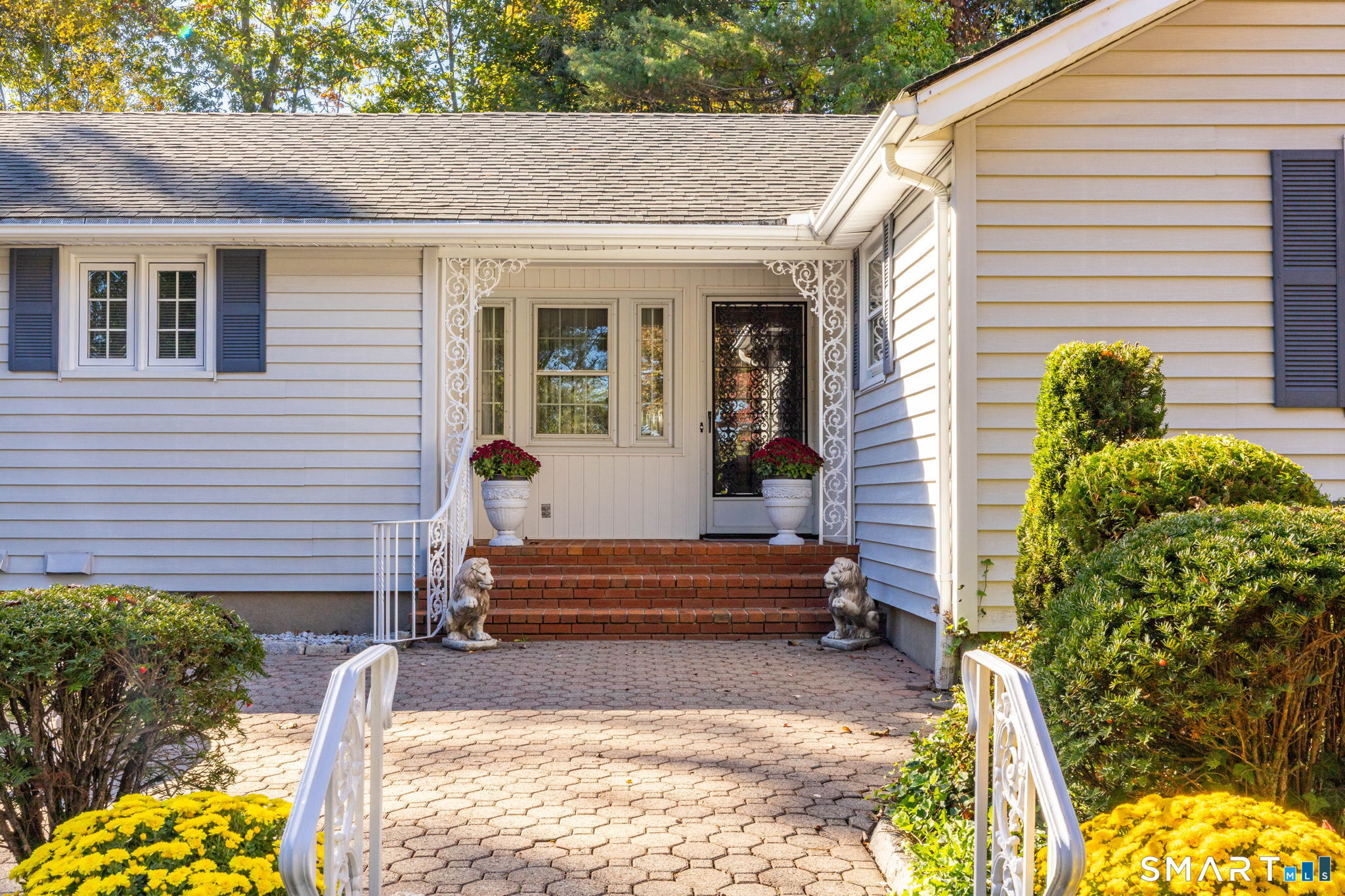 101 Collier Road Wethersfield, CT 06109 - Photo 4 of 37
