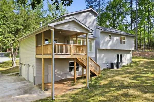 $439,900 | 6870 Creekwood Drive, Douglasville, GA 30135