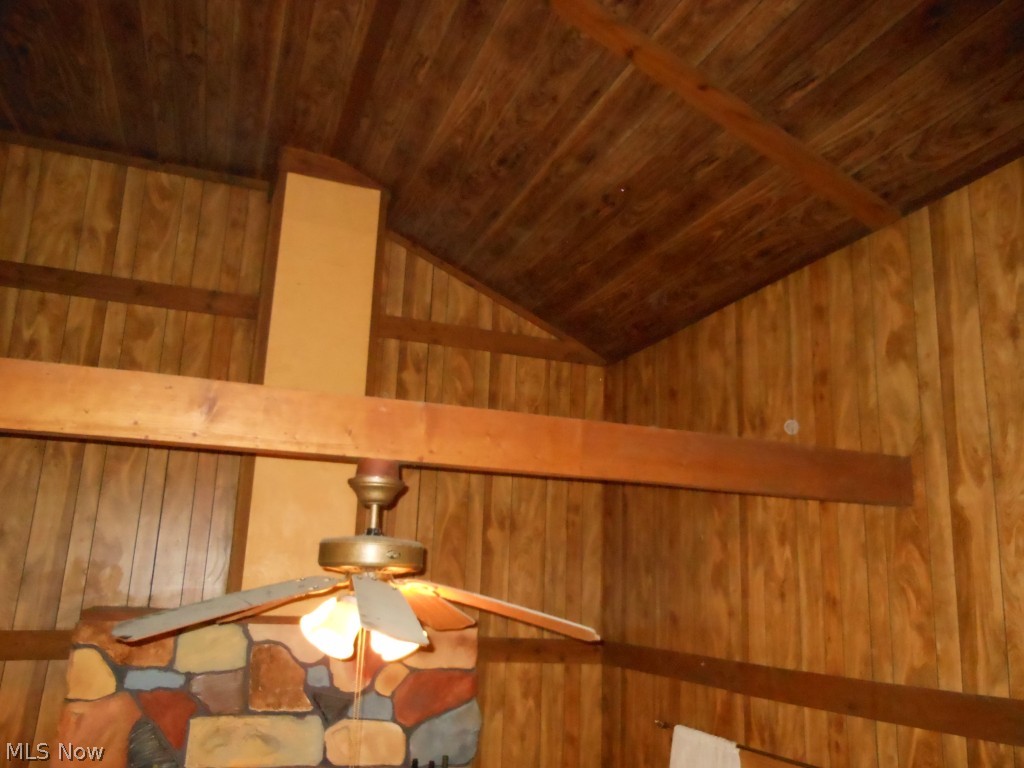 28514 Buck Road Beloit, OH 44609 - Photo 10 of 18