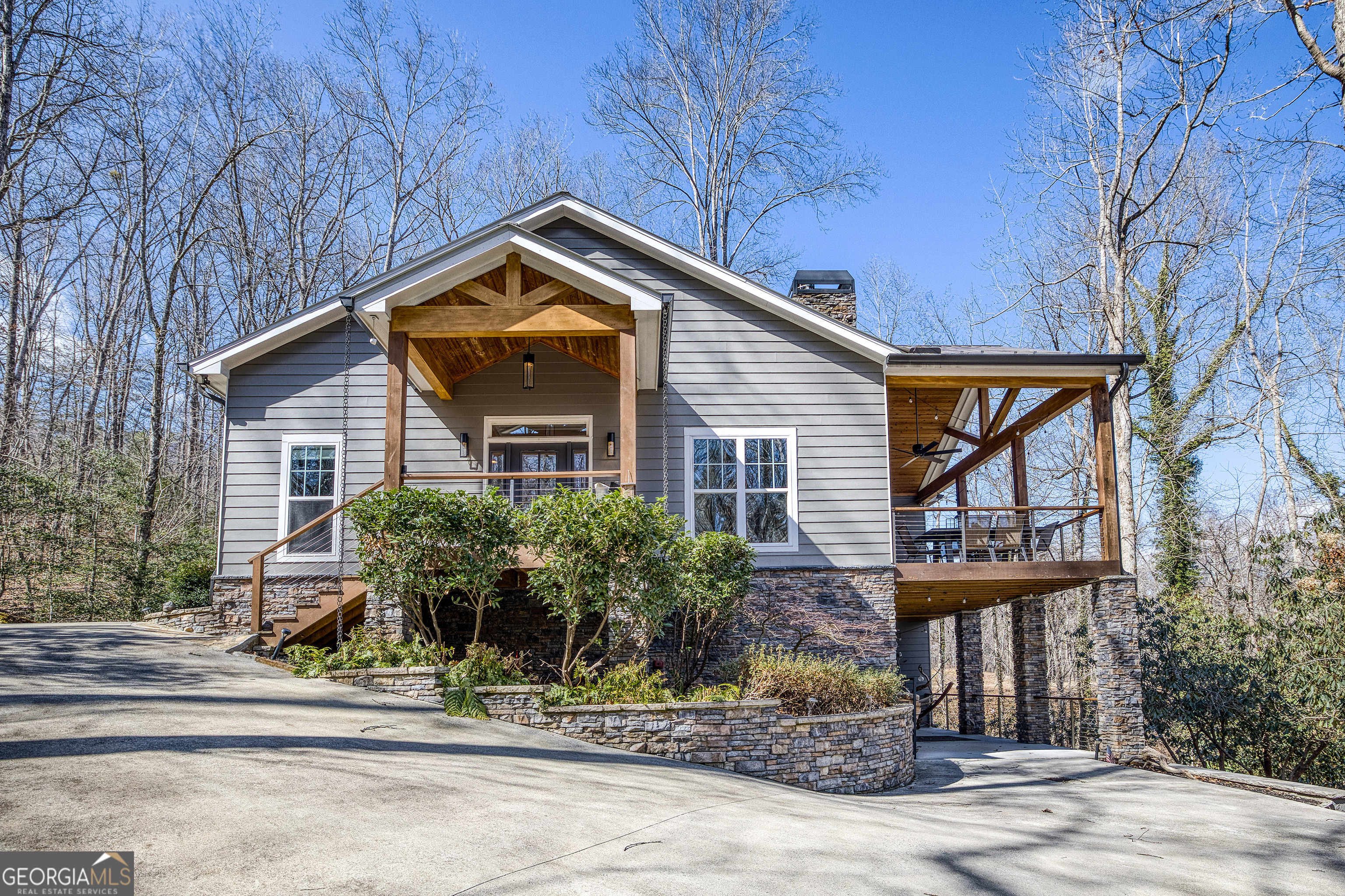 112 Springhill Lane Clarkesville, GA 30523 - Photo 63 of 79 a front view of a house with garden