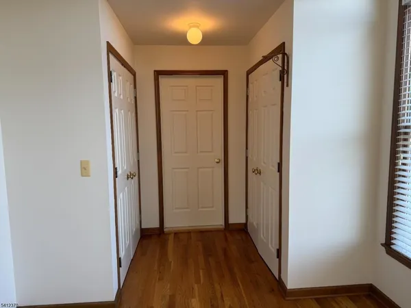$2,950 | 35 Seminary Avenue, Unit 3, Chester, NJ 07930