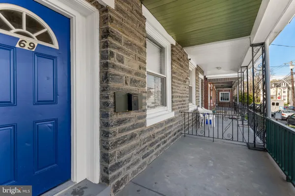 a view of front door with outdoor space