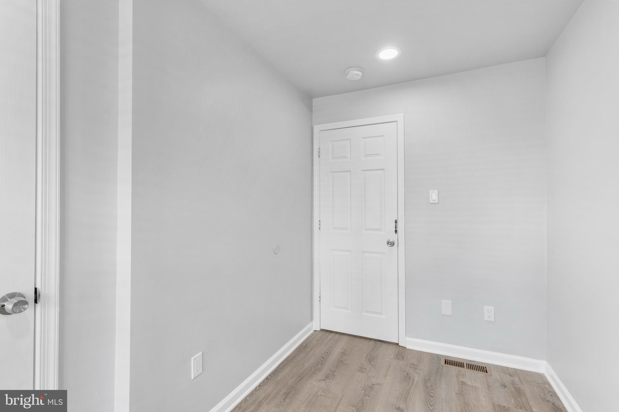 69 Slocum Street Philadelphia, PA 19119 - Photo 10 of 20 First floor bedroom