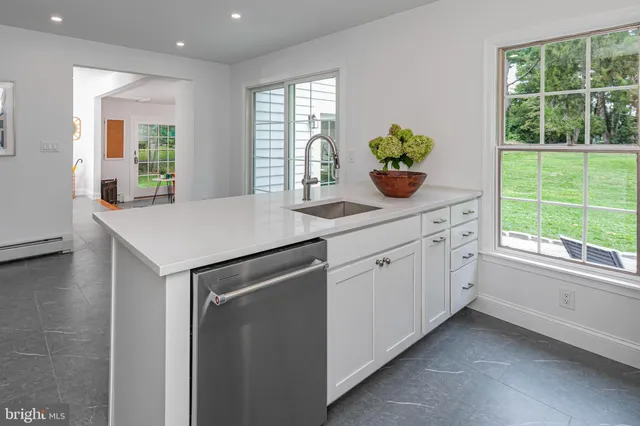 $950,000 | 3051 Lawrenceville Road, Lawrenceville, NJ 08648