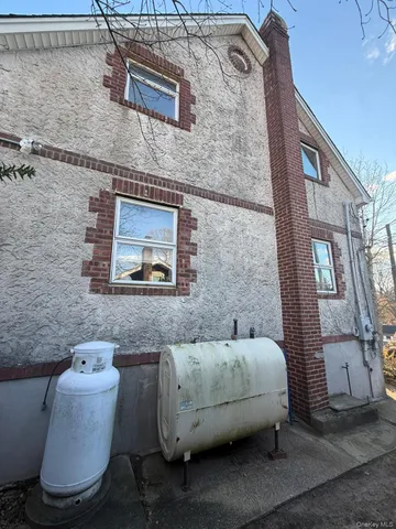 $490,000 | 5 Oakland Avenue, Rocky Point, NY 11778