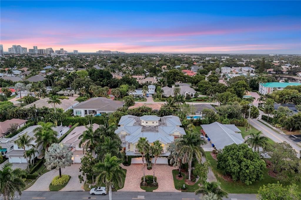 699 Fairway Terrace Naples, FL 34103 - Photo 41 of 46 a view of a city