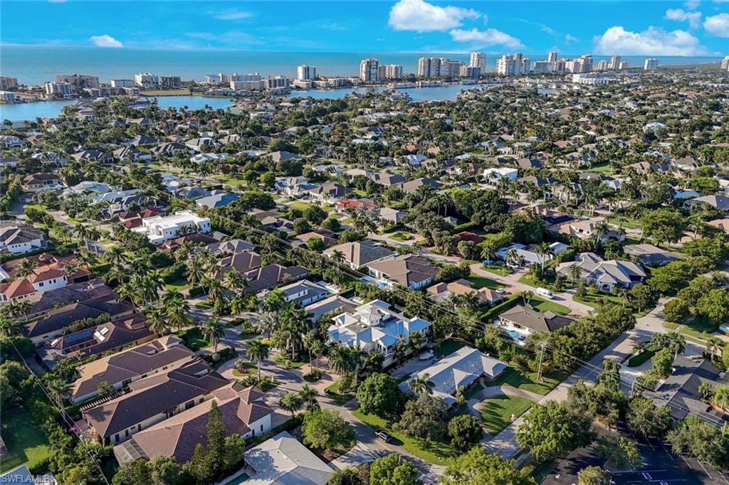 699 Fairway Terrace Naples, FL 34103 - Photo 46 of 46 an aerial view of a city