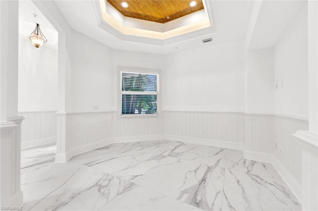 699 Fairway Terrace Naples, FL 34103 - Photo 9 of 46 a view of empty room