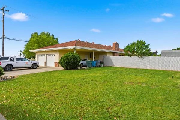 $529,900 | 2455 Colusa Highway, Yuba City, CA 95993
